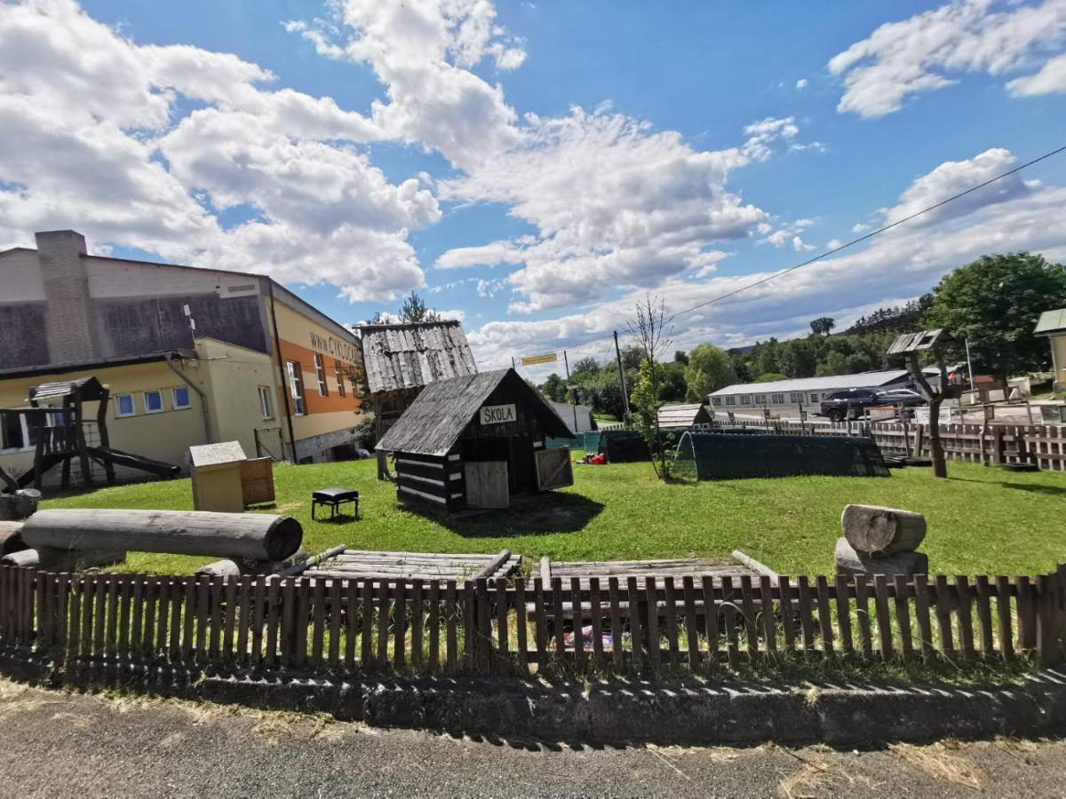 Cyklocamp Pod Landstejnem Hotel Stare Mesto  Bagian luar foto